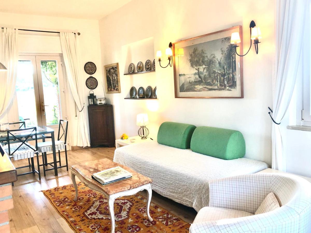 Vigna Licia Apartment Pomezia Bagian luar foto