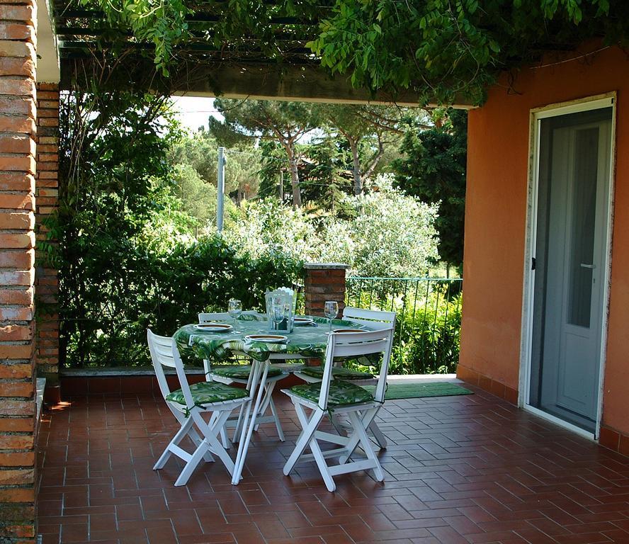Vigna Licia Apartment Pomezia Bagian luar foto