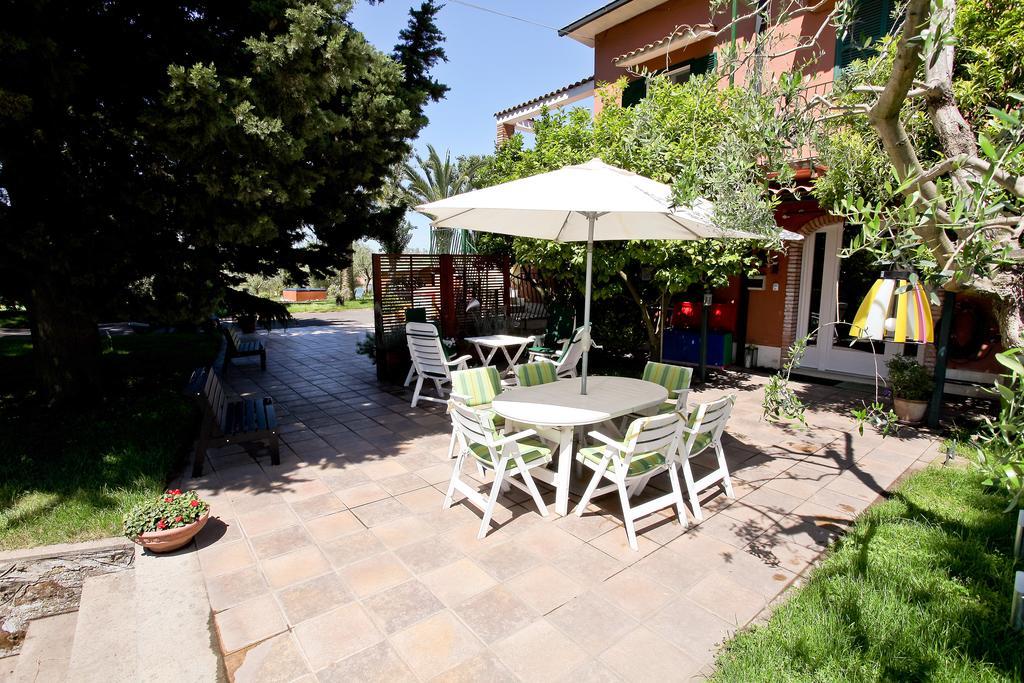 Vigna Licia Apartment Pomezia Bagian luar foto