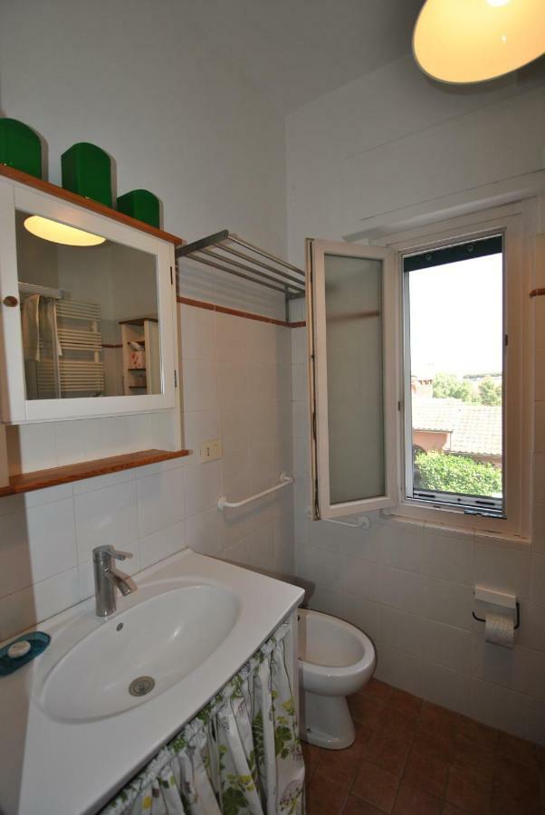Vigna Licia Apartment Pomezia Bagian luar foto